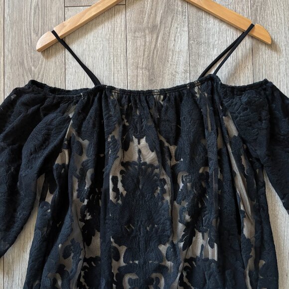 Charlotte Russe Embroidered Black Floral Lace Top Womens Small Whimsigoth Y2K - Picture 2 of 15